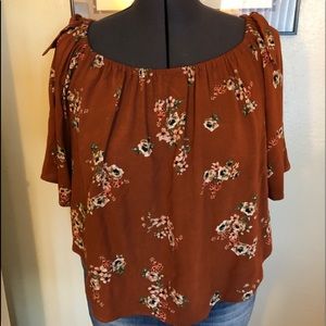 Shyanne floral open sleeved blouse